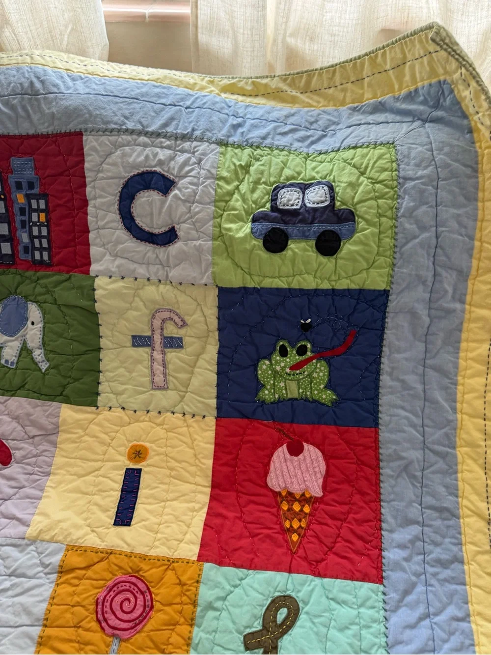 Pottery Barn Kids Alphabet Appliqué Patchwork Twin Quilt 64x78